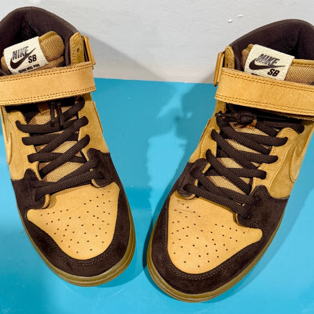 Size 11 - Nike SB Dunk Pro Mid Lewis Marnell- 2018 release- (AJ1445-200)